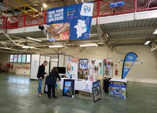 forum et salon avec les PEP 18